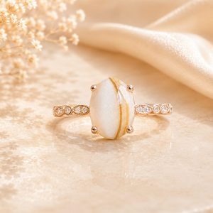Hali Ring