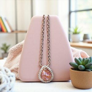 Jane Necklace