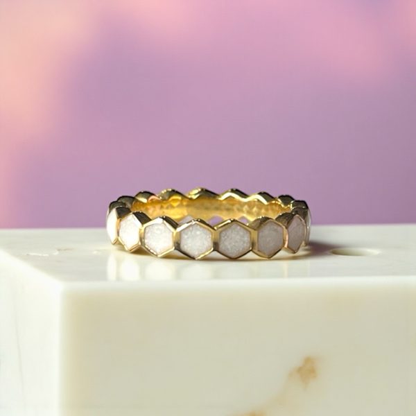 Bea Ring