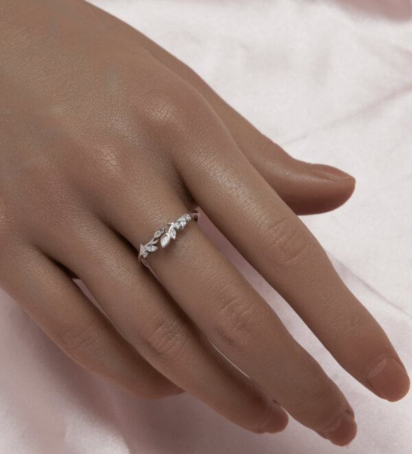 Stella Ring