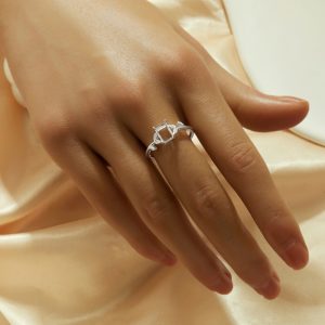 Ivy Ring