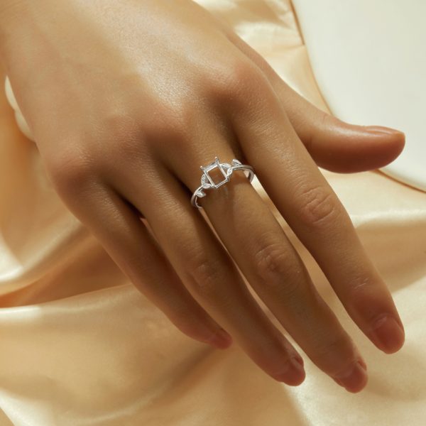 Ivy Ring