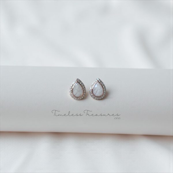 Alice Earrings